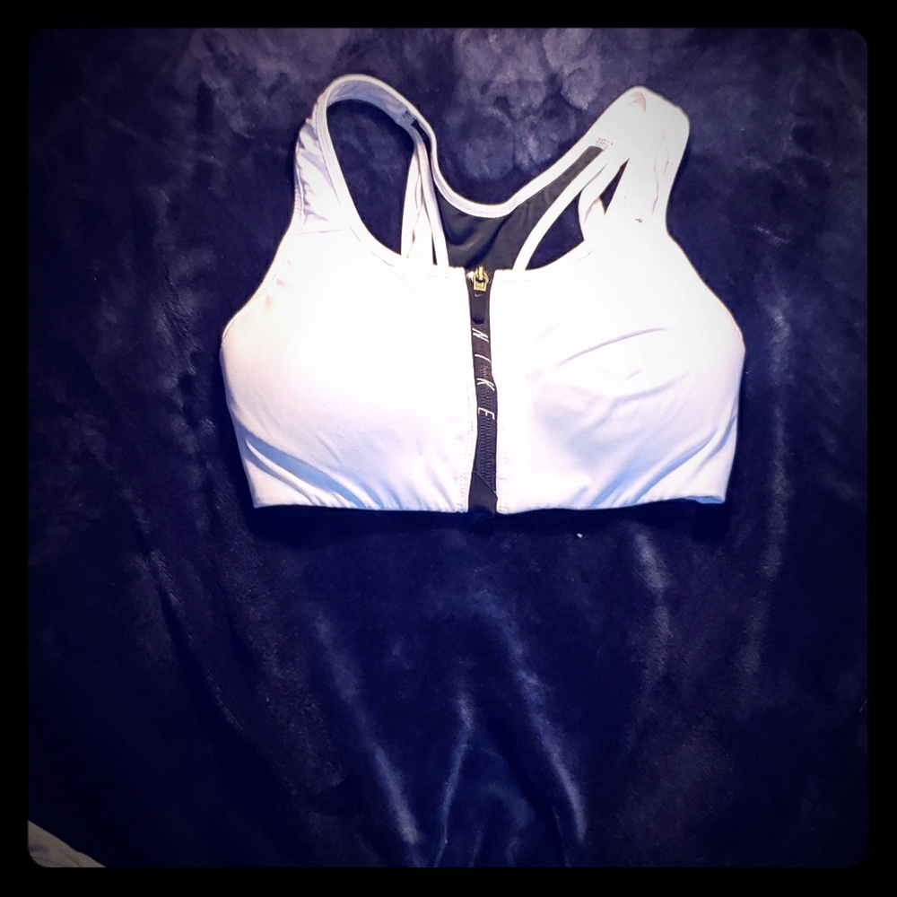 Nike front zip sports bra